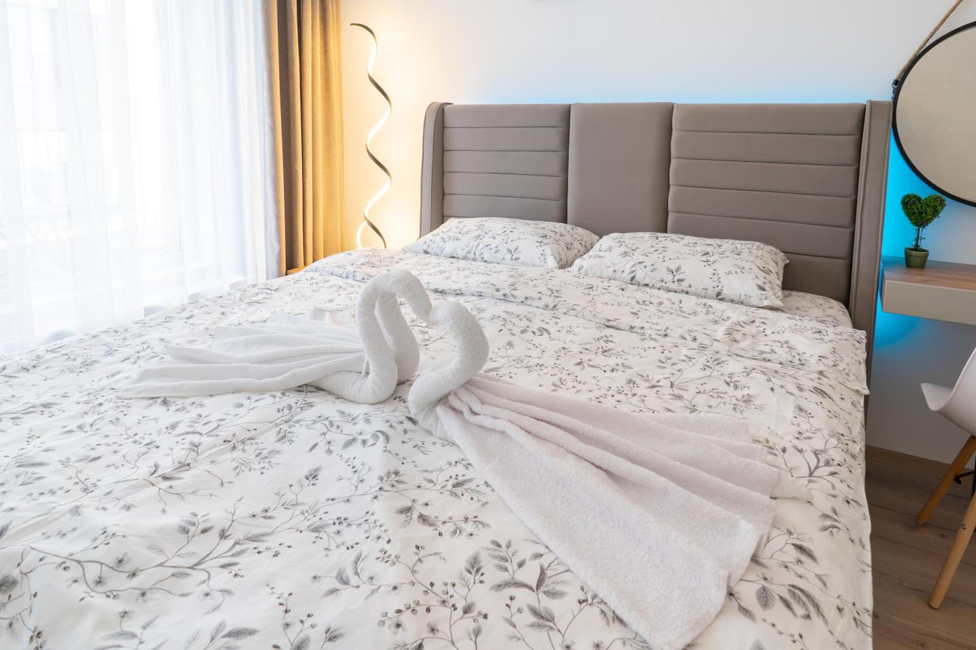 New Modern & Cozy Apartment With Free Parking Varna Eksteriør billede